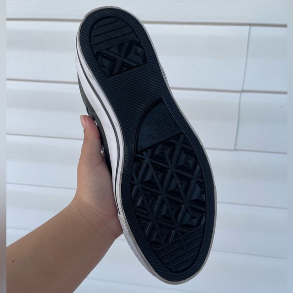 Leather All Star Converse- Men size 8 - Picture 8 of 10